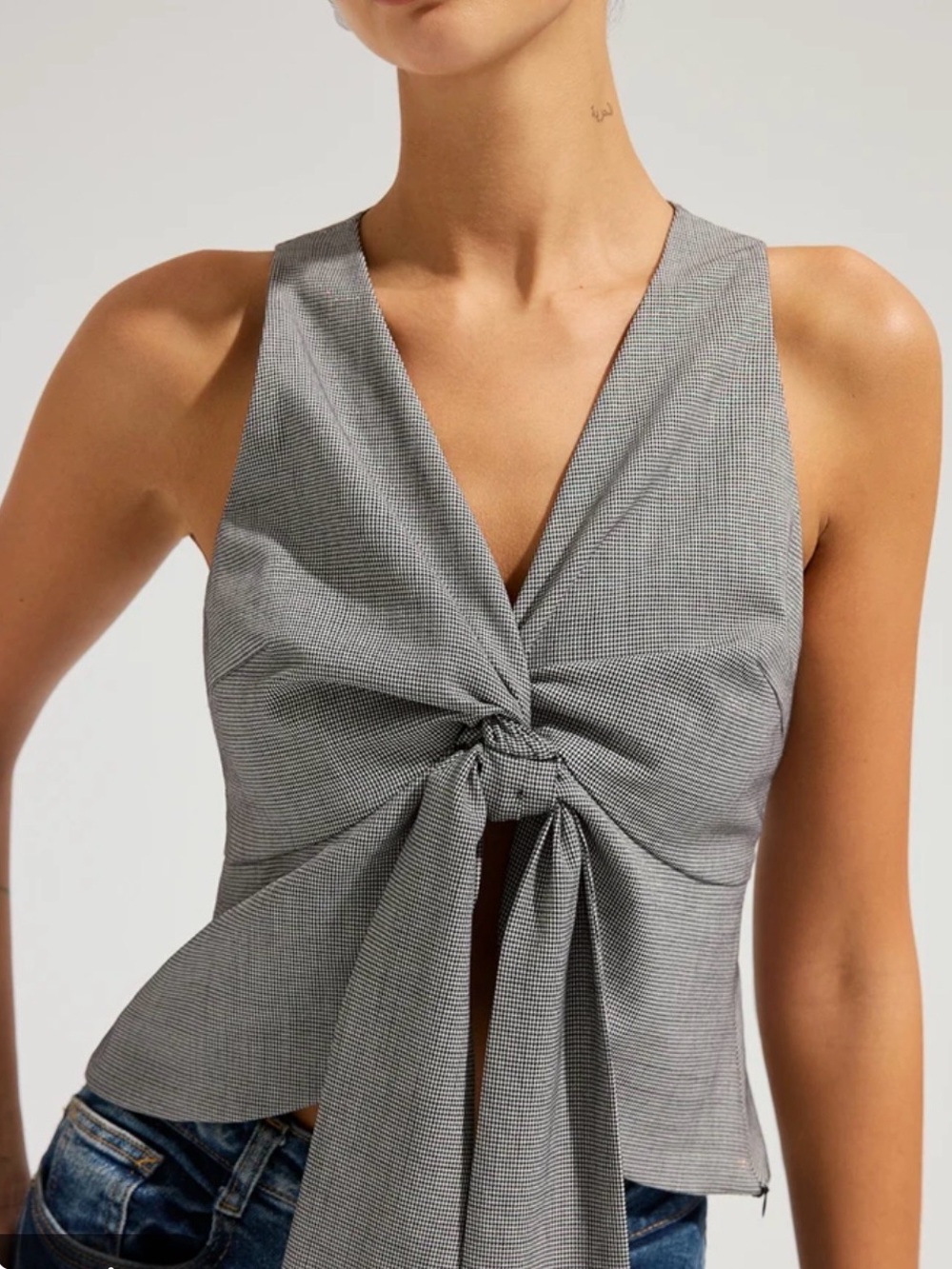 Commense Gray Tie-Front Sleeveless Camisole